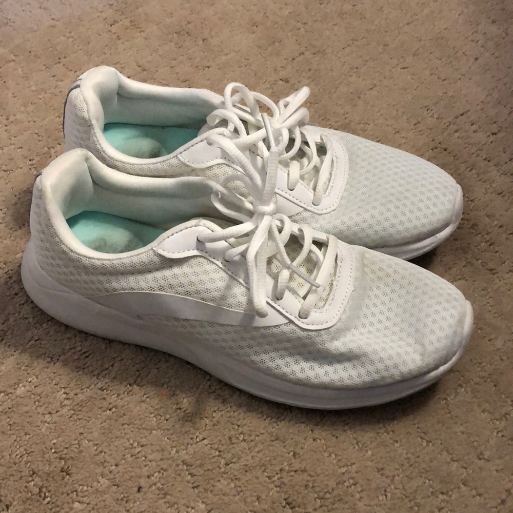 tennis shoes